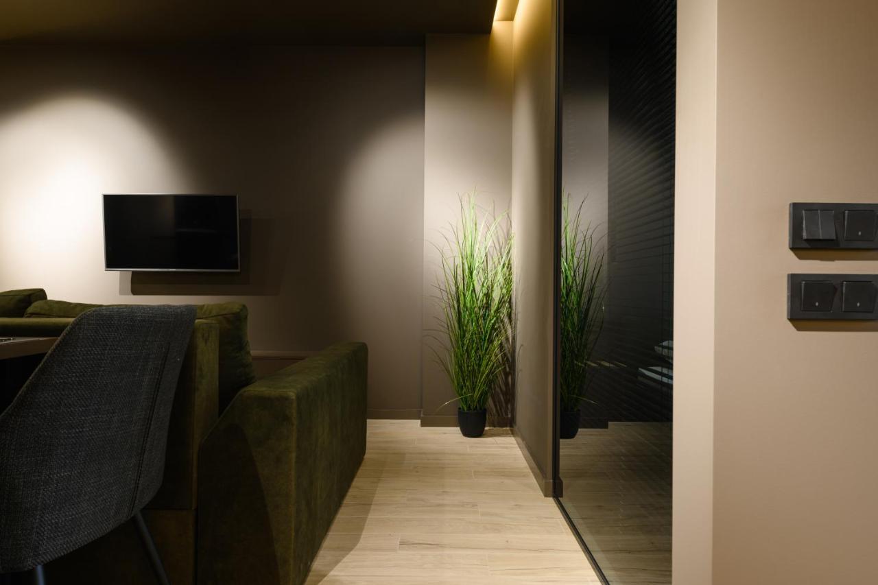 Luxury Apartments-Belochka Uzhhorod Bagian luar foto