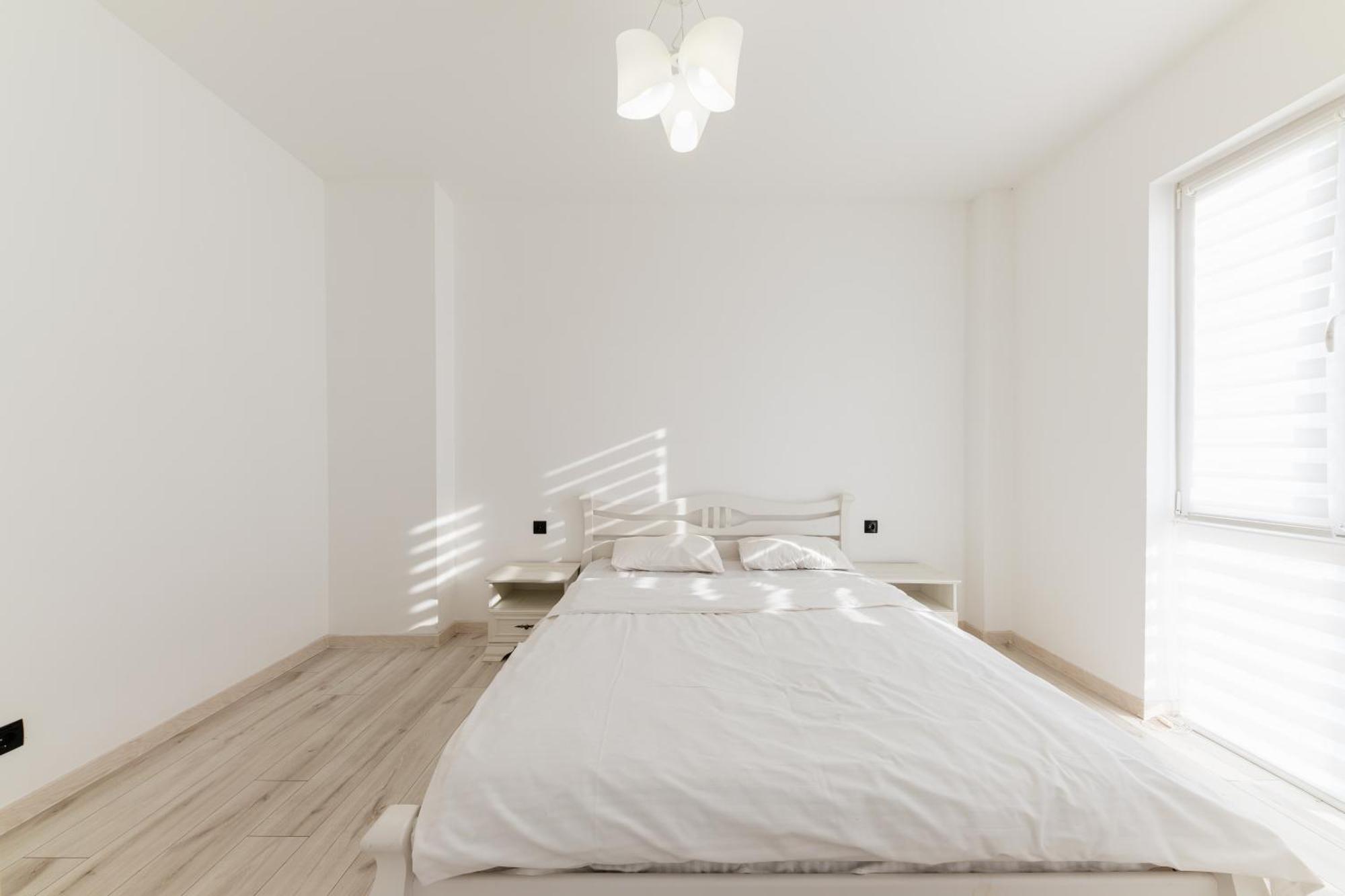 Luxury Apartments-Belochka Uzhhorod Bagian luar foto